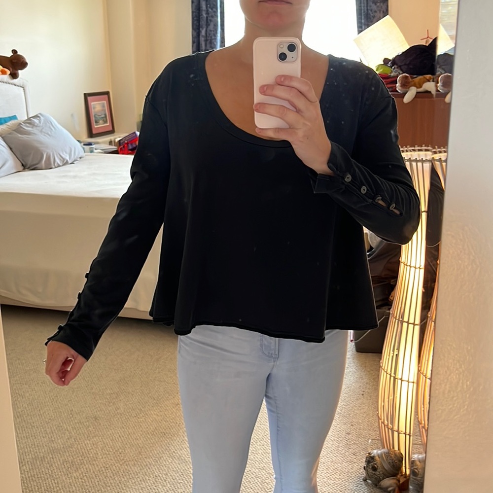 We the Free Black Long-Sleeved Scoop-Neck Shirt with Button Cuffs, size Medium